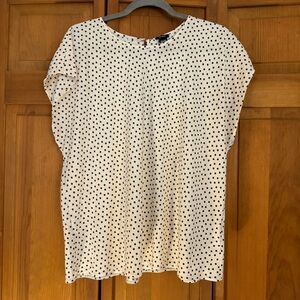 Express sleeveless cream and black polka dot blouse